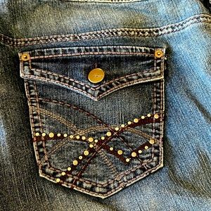 Venezia Jeans Sz24, NWOT unique design back pockets, stretch, bootcut